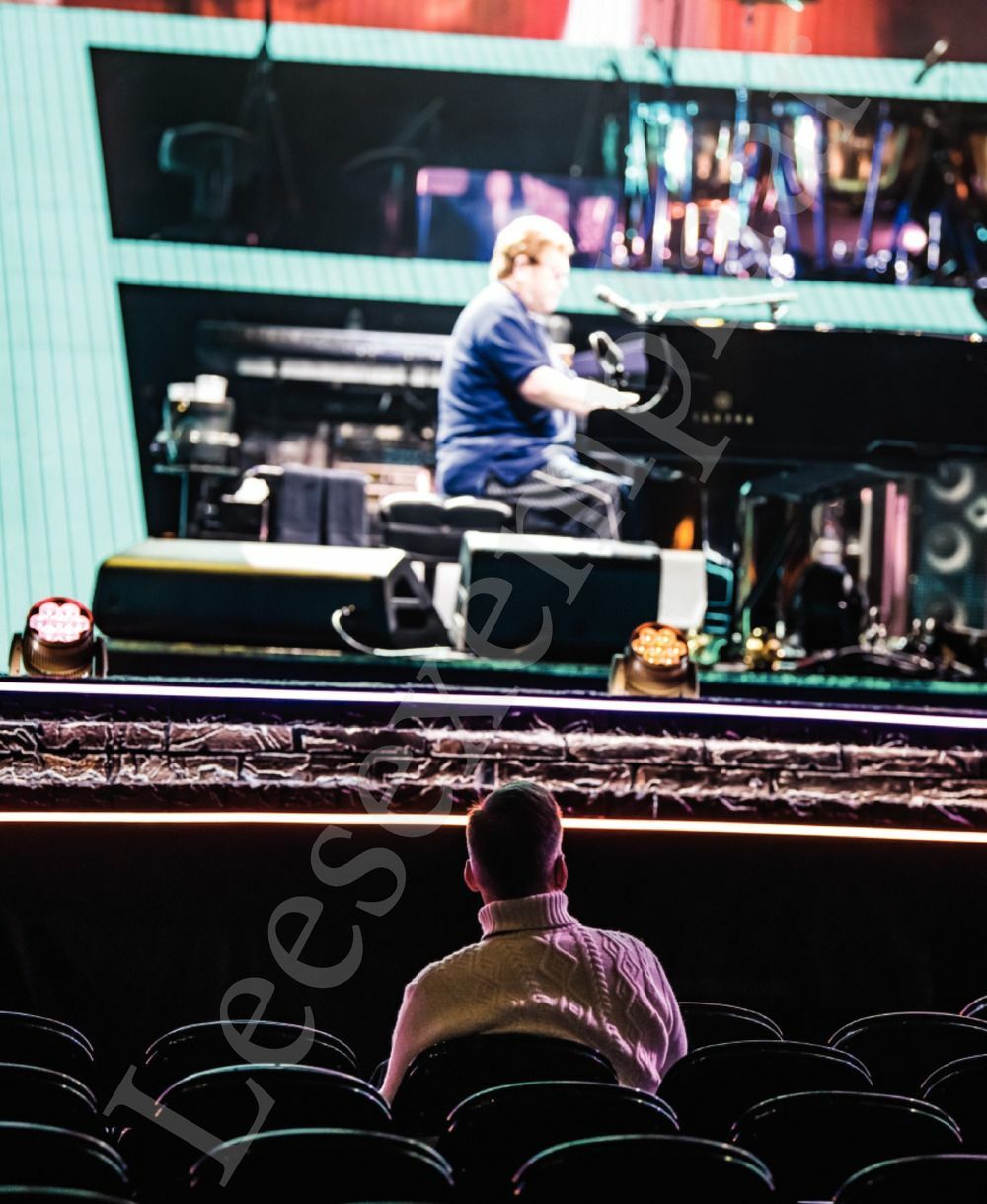 Preview: Farewell Yellow Brick Road