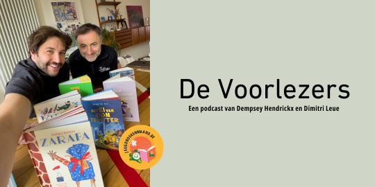 De Voorlezers: een podcast vol boeken, chaos en plezier!