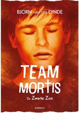 Team Mortis 4 - De Zwarte Zon (paperback)