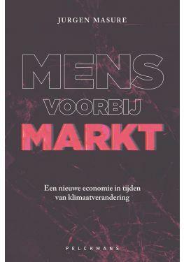 Mens voorbij markt